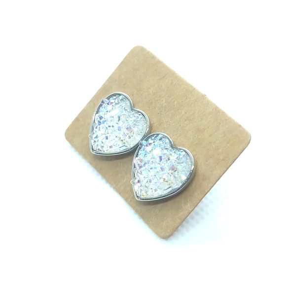 5/$25 Opalescent Heart Shaped Druzy Earrings Iridescent Studs Hearts NEW - Picture 2 of 5